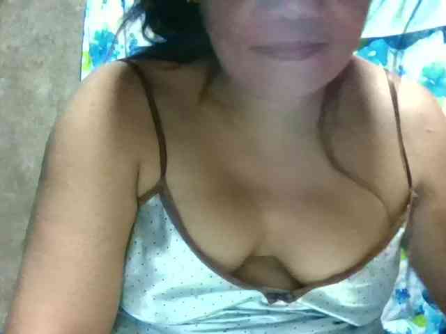 PinayAnna webcam