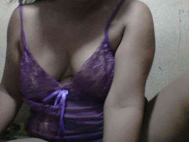 PinayAnna webcam