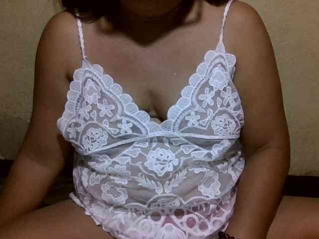PinayAnna webcam