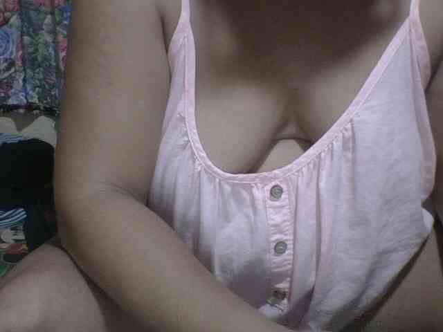 PinayAnna webcam