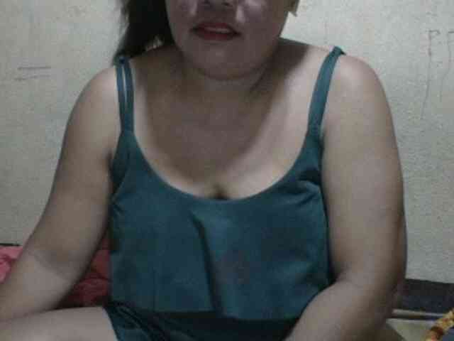 PinayAnna webcam