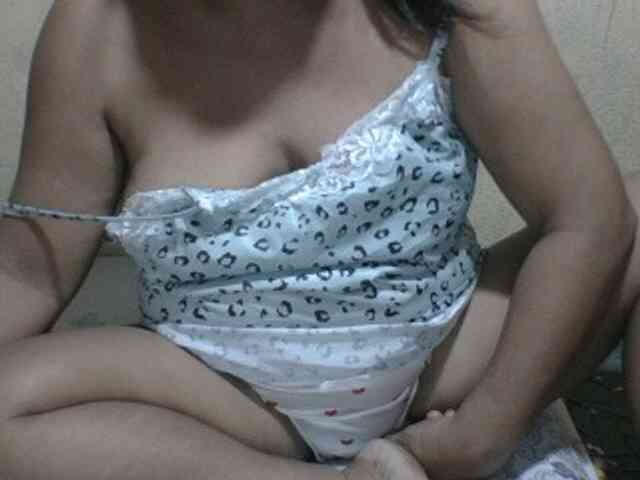 PinayAnna webcam