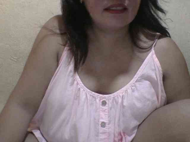 PinayAnna webcam