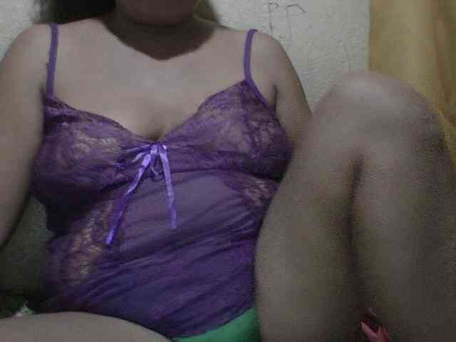 PinayAnna webcam