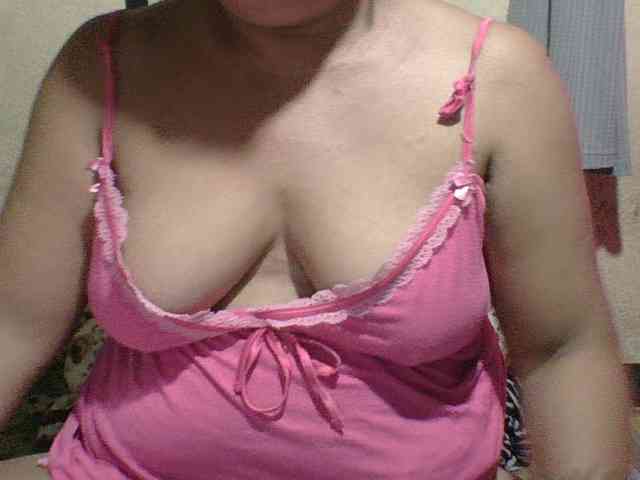 PinayAnna webcam