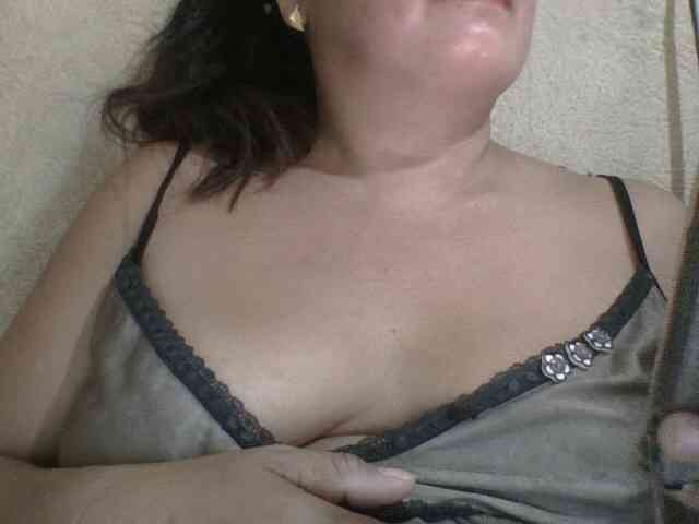 PinayAnna webcam