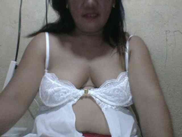 PinayAnna webcam