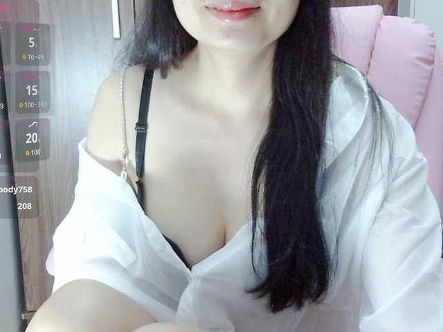 Pussy-Horny69 live webcam show