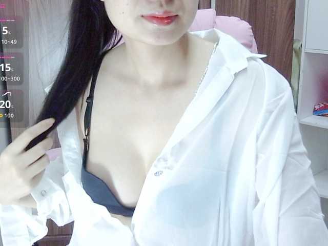 Pussy-Horny69 live webcam show