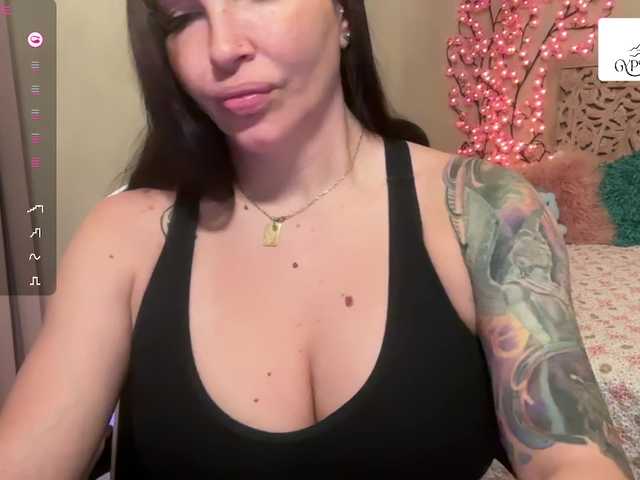 GypsyRebellion live cam on BongaCams