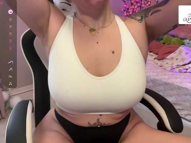 GypsyRebellion Live Cam on BongaCams
