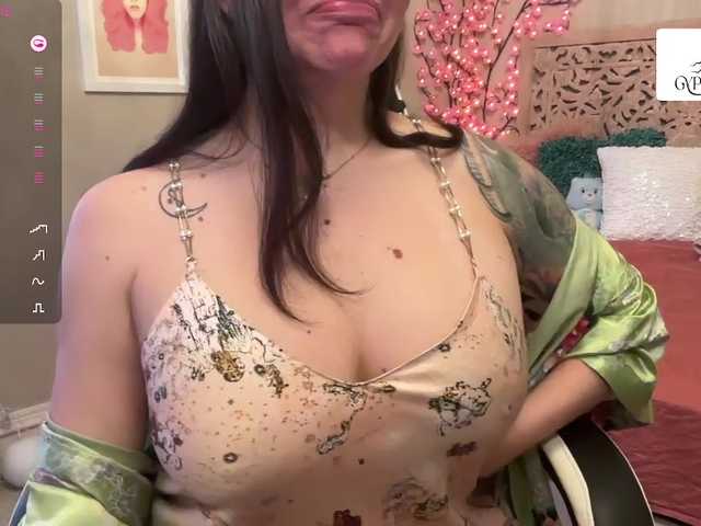 GypsyRebellion live cam preview