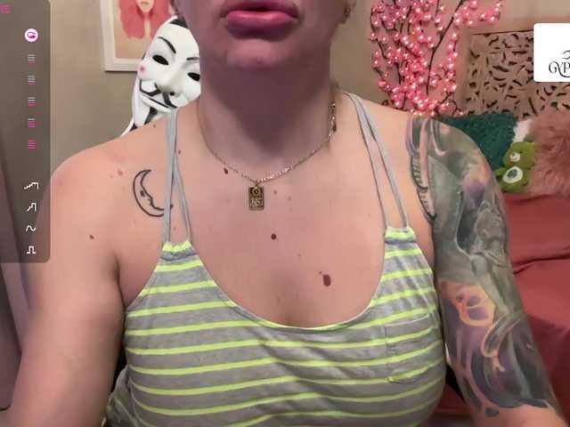GypsyRebellion live cam on BongaCams