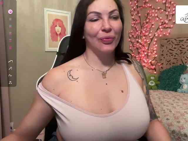 GypsyRebellion webcam
