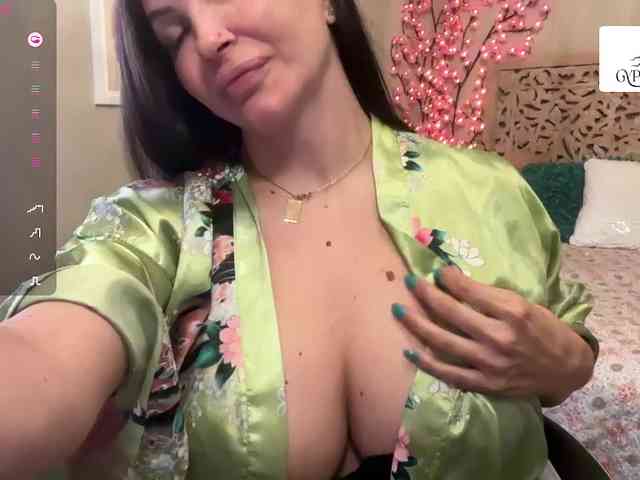 GypsyRebellion webcam