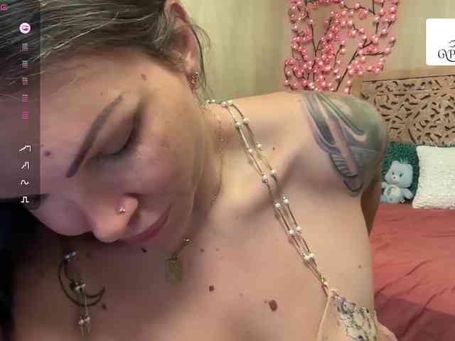 GypsyRebellion webcam