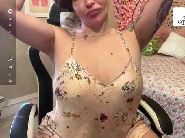 GypsyRebellion webcam