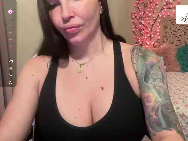 GypsyRebellion webcam