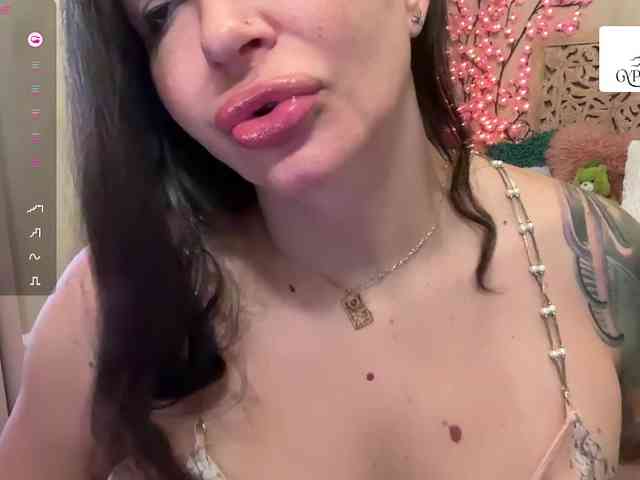 GypsyRebellion webcam