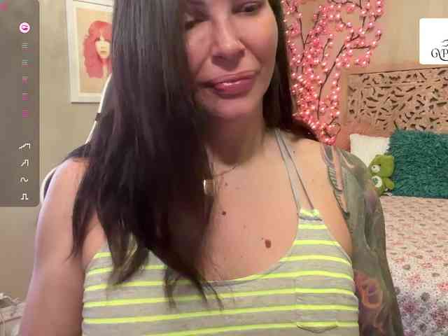 GypsyRebellion webcam