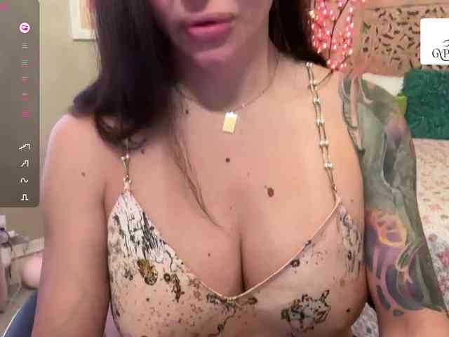 GypsyRebellion webcam