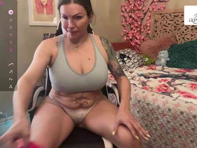 GypsyRebellion webcam