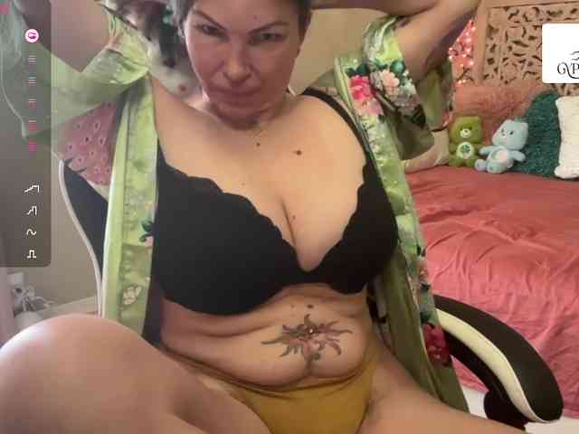 GypsyRebellion webcam