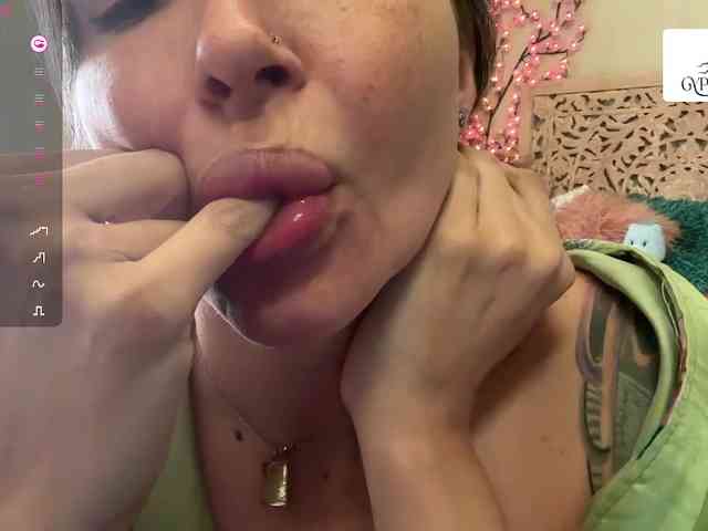 GypsyRebellion webcam