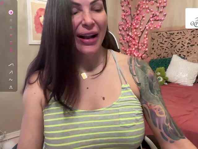 GypsyRebellion webcam