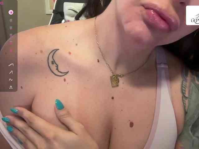 GypsyRebellion webcam