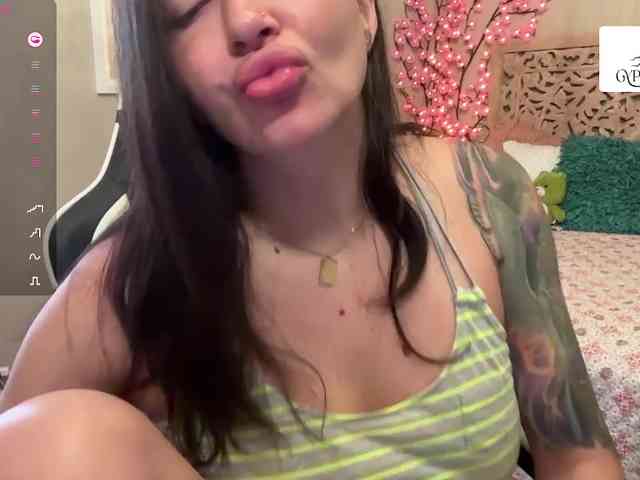 GypsyRebellion webcam