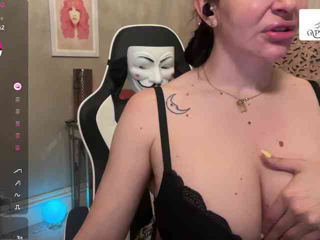 GypsyRebellion webcam