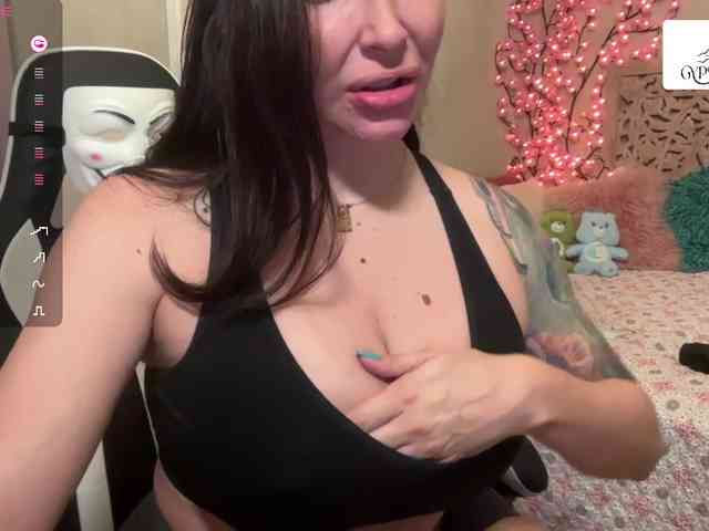 GypsyRebellion webcam