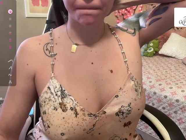 GypsyRebellion webcam