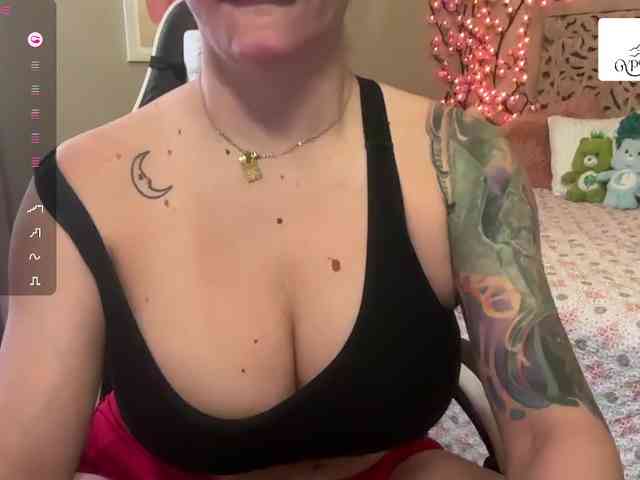 GypsyRebellion webcam
