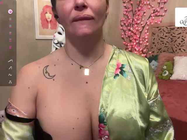 GypsyRebellion webcam