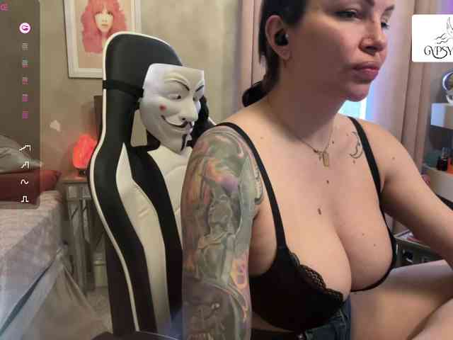 GypsyRebellion webcam