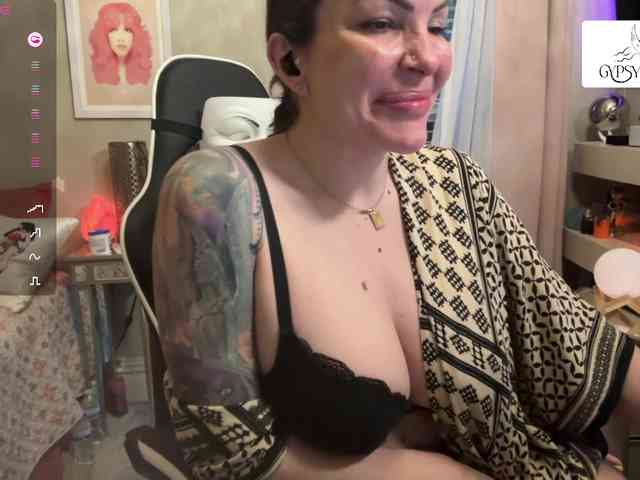 GypsyRebellion webcam