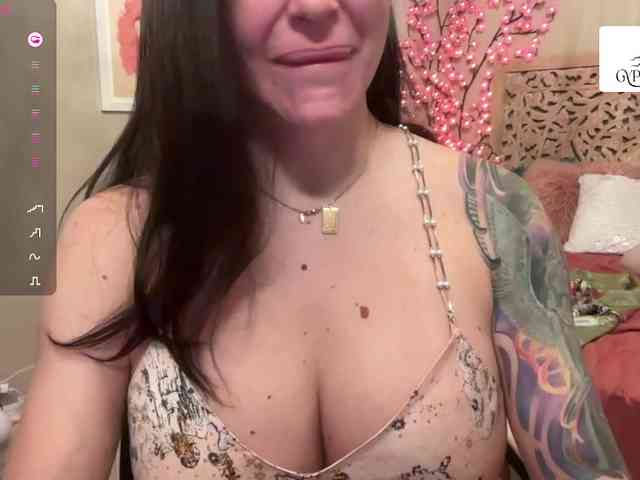 GypsyRebellion webcam