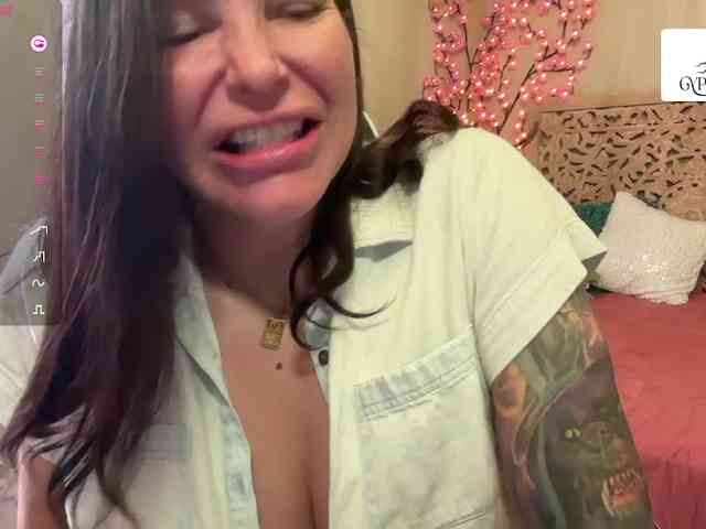 GypsyRebellion webcam