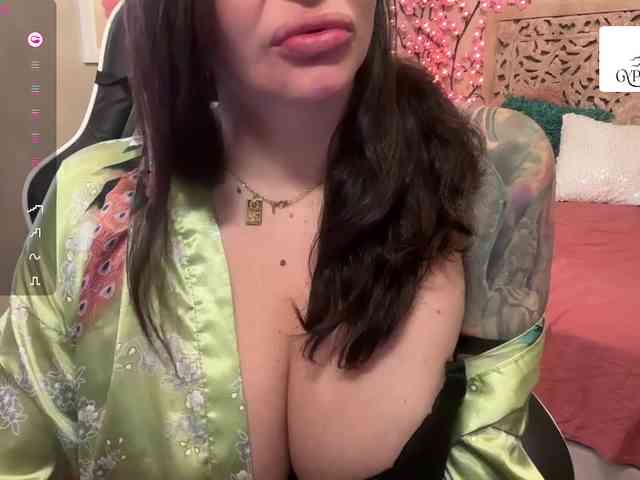 GypsyRebellion webcam