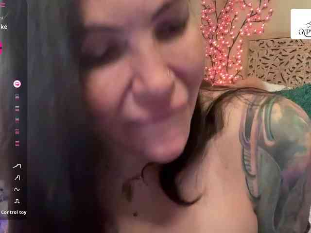 GypsyRebellion webcam