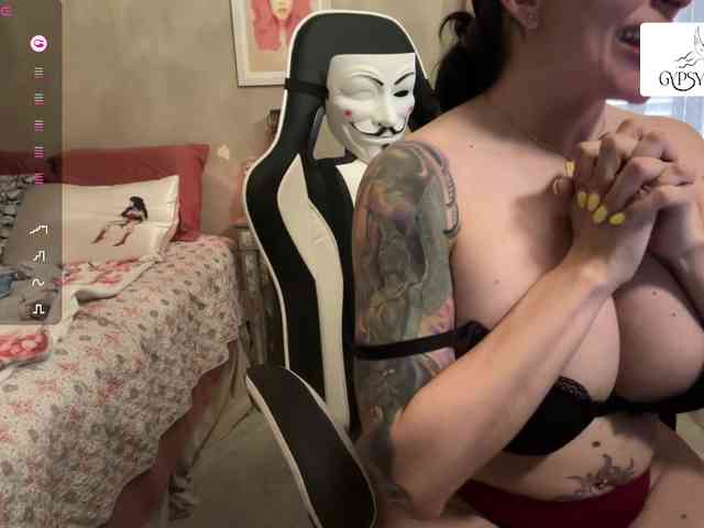 GypsyRebellion webcam