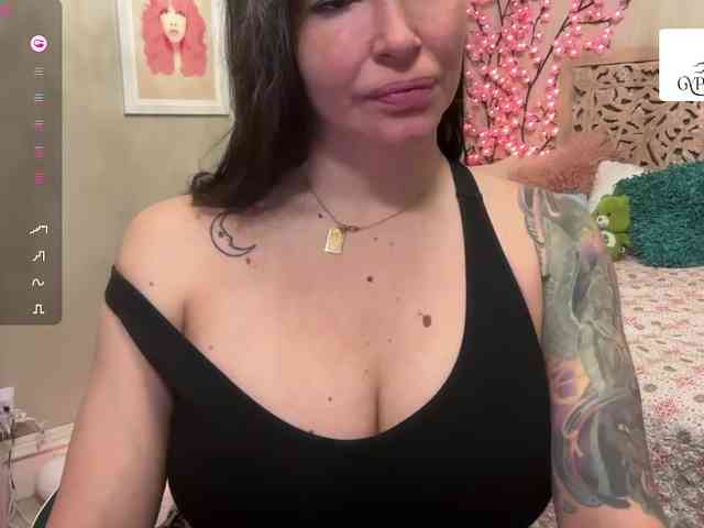 GypsyRebellion webcam