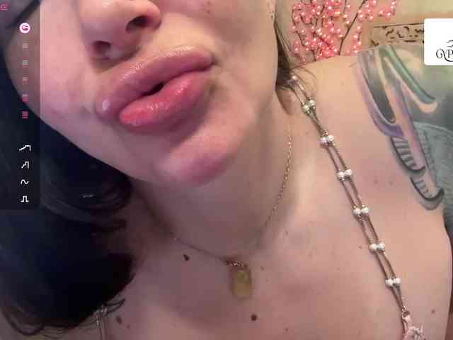 GypsyRebellion webcam