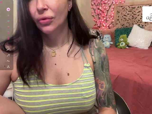 GypsyRebellion webcam