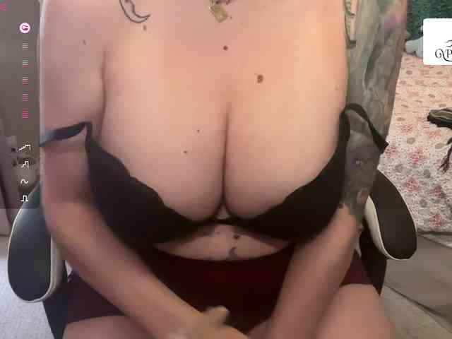 GypsyRebellion webcam