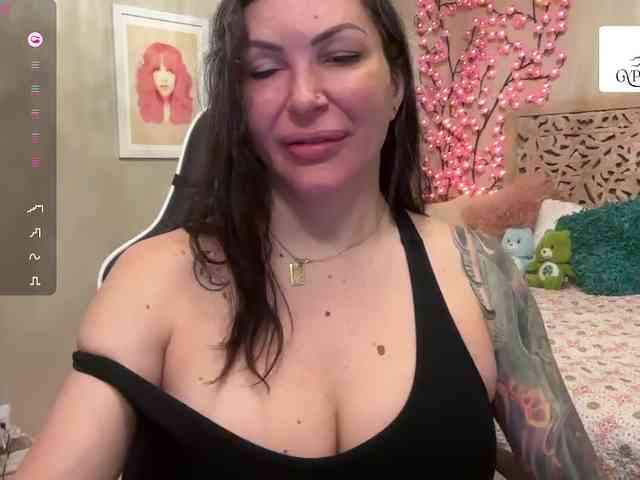 GypsyRebellion webcam