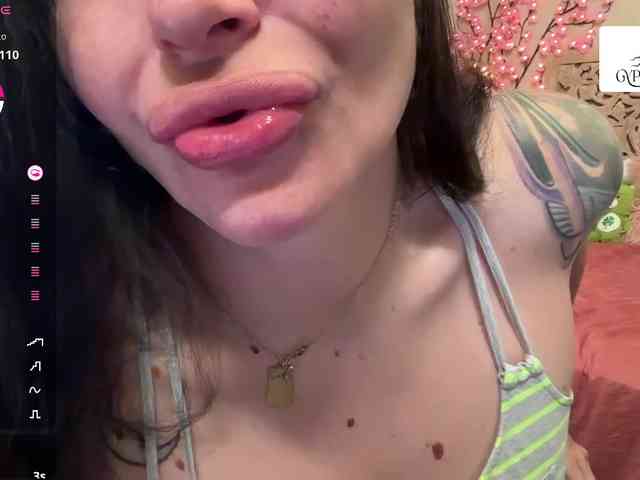 GypsyRebellion webcam