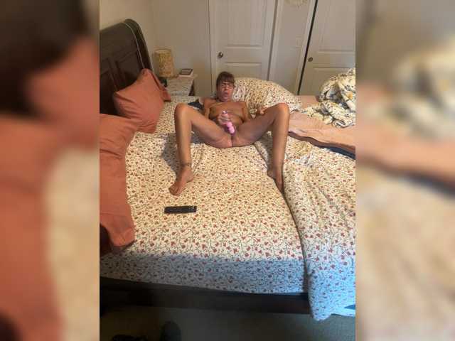 SheLovesItXXX69 live cam on BongaCams